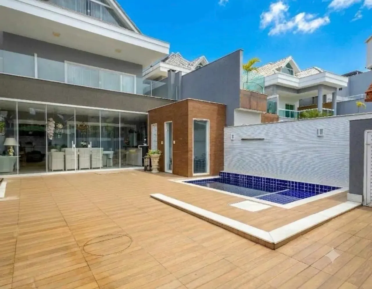 4 quartos e piscina privativa: casa de 310 m² — photo 30