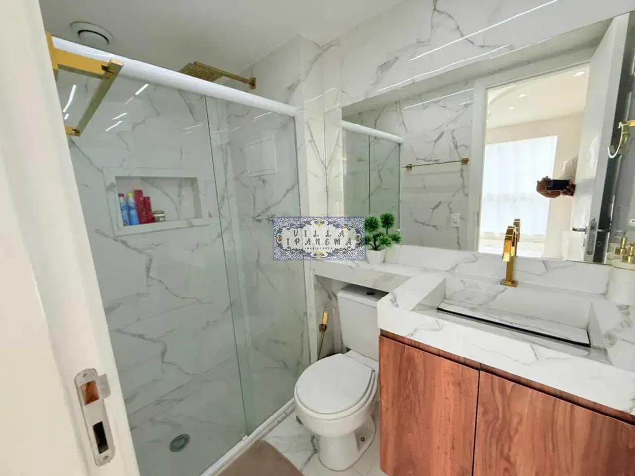 Furnished 3-bedroom duplex with open-plan kitchen — photo 21
