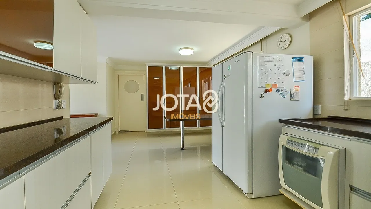 Unfurnished house with 4 en-suite bedrooms and 7 baths — photo 11