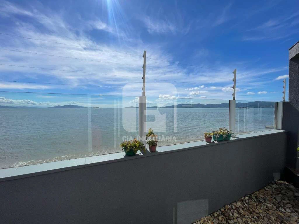 Casa de 4 dormitorios con jardín privado y 500 m² — photo 3