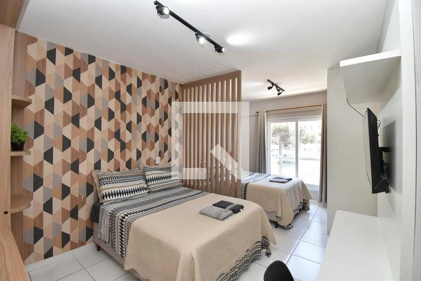 Kitnet amueblada de 27 m² con 1 plaza y 1 dormitorio — photo 3