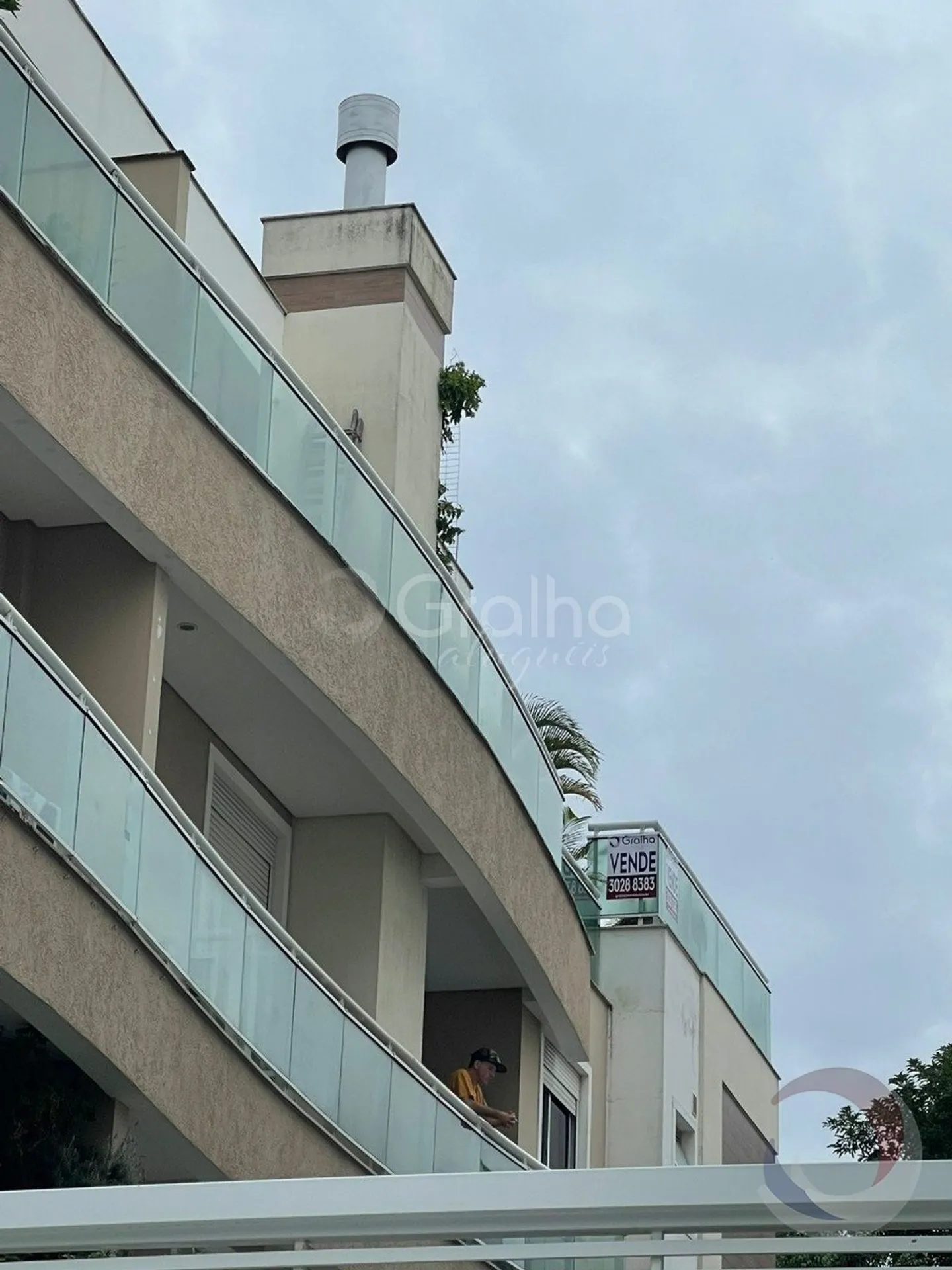Apartment, 186 m², with a glass-enclosed balcony — photo 9