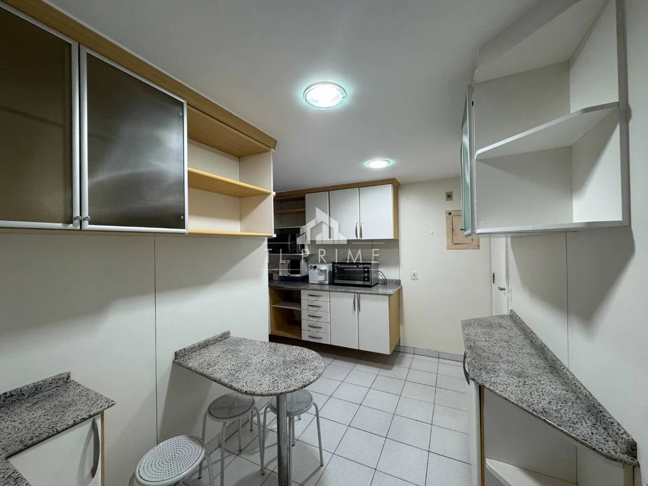 4-bedroom apartment with a private pool — photo 4