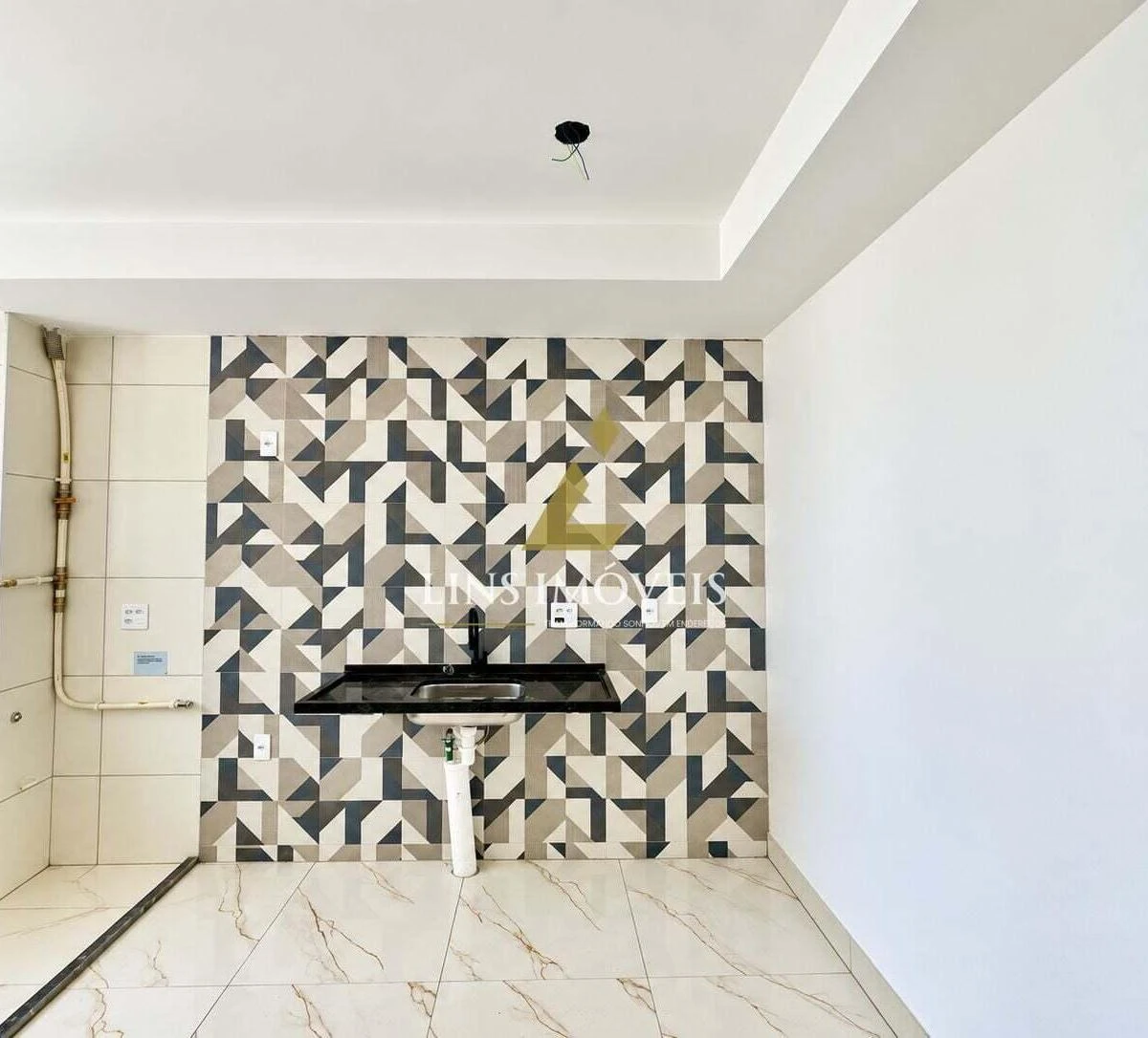 63 m² apartment with a home office and a mountain view — photo 26
