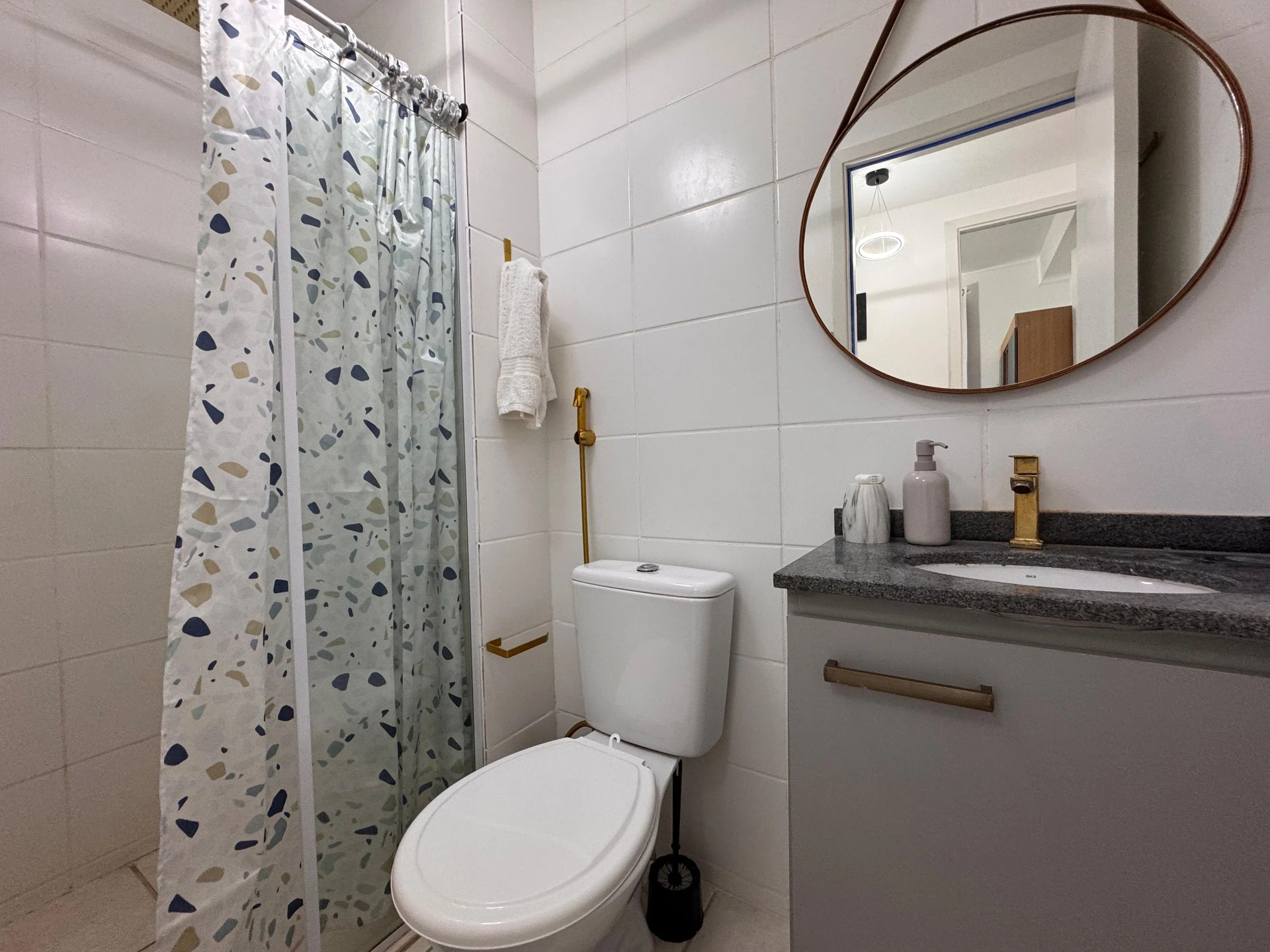2-bedroom apartment in a building with a sauna — photo 53