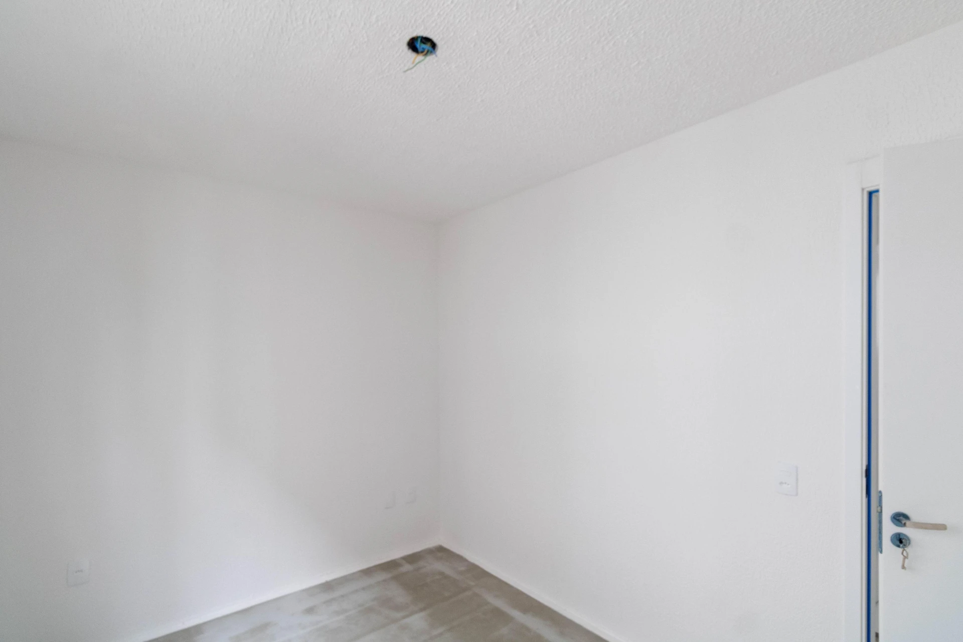 2-bedroom apartment with a washing machine — photo 17