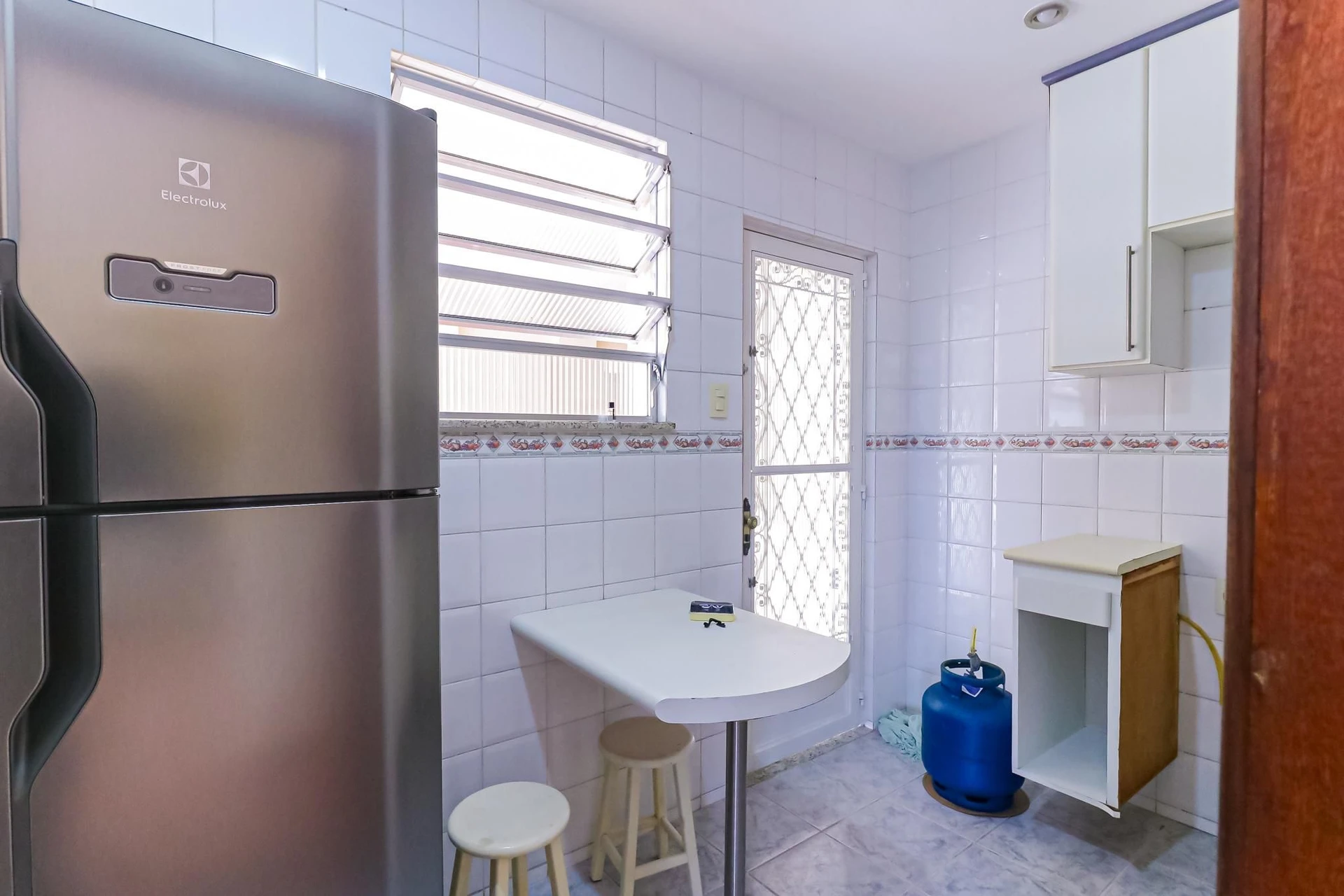Apartment, 49 m², with a jacuzzi — photo 2