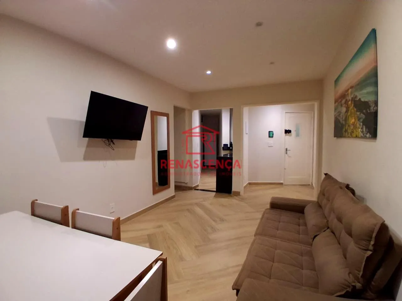 Furnished apartment with 2 bedrooms and no parking