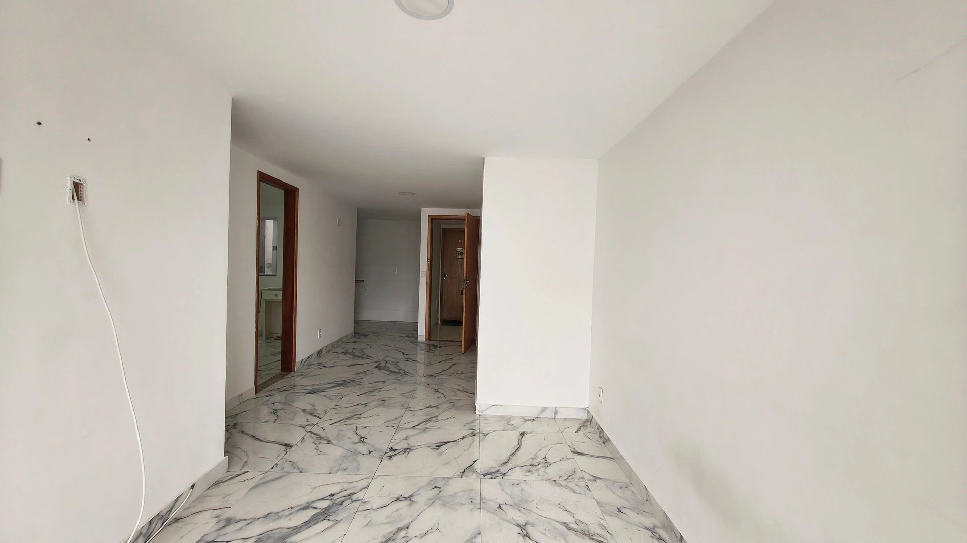 2-bedroom apartment with a glass-enclosed balcony — photo 22