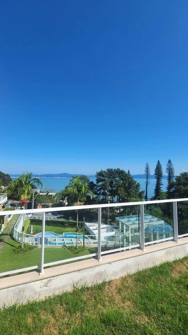 House, 235 m², with a water view — photo 19