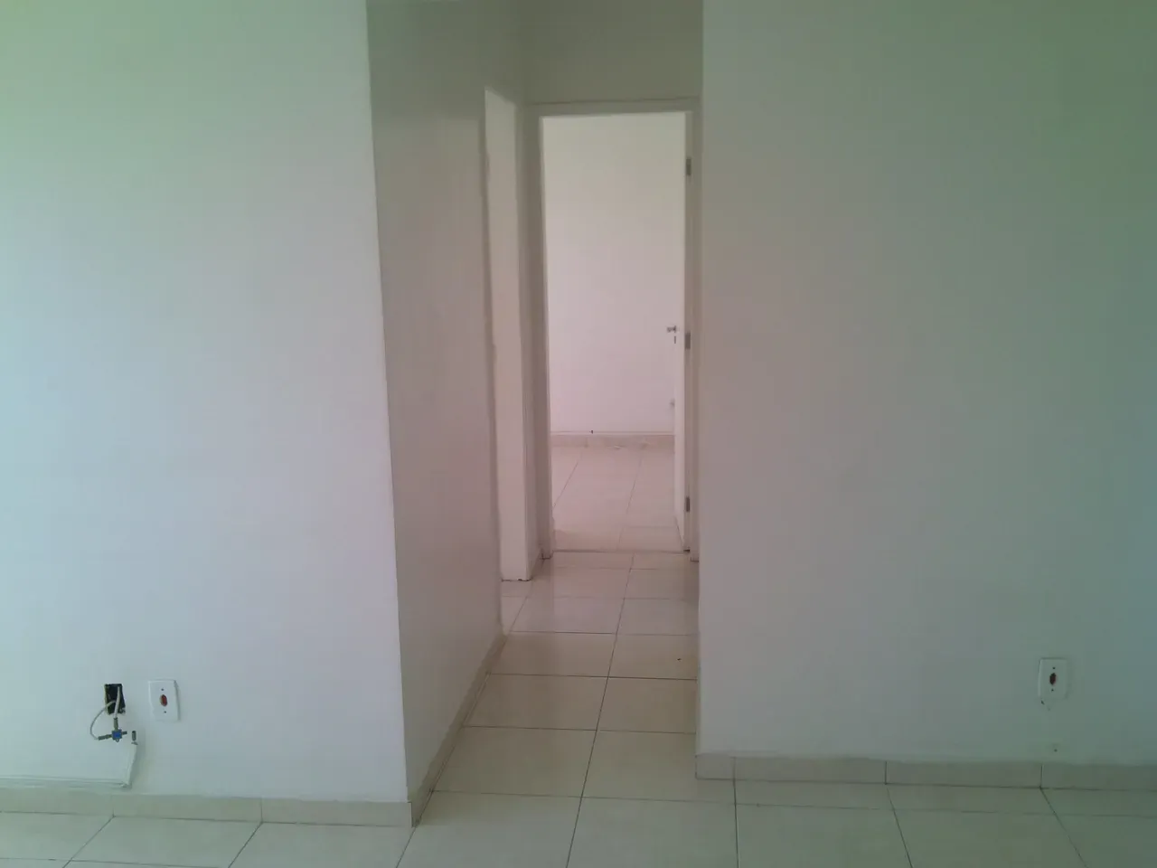 Unfurnished apartment with 2 bedrooms and 1 bathroom — photo 20