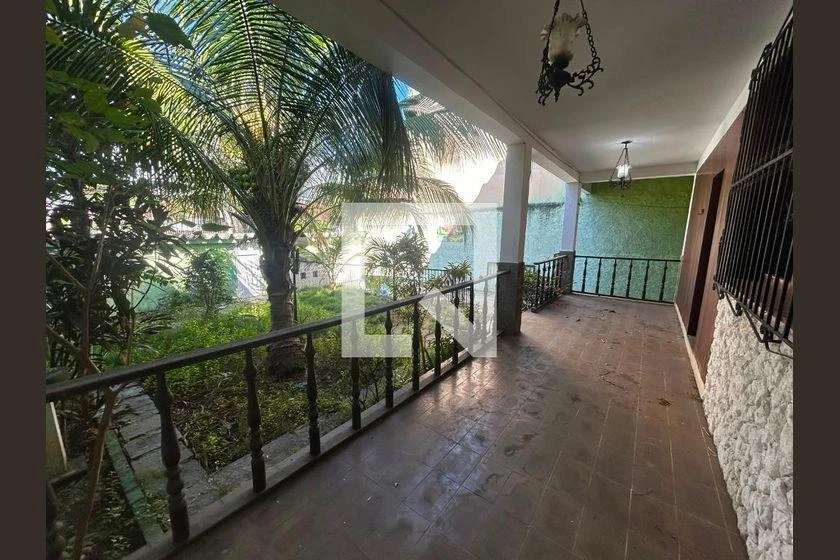 Casa com 3 quartos e 6 vagas de garagem — photo 21