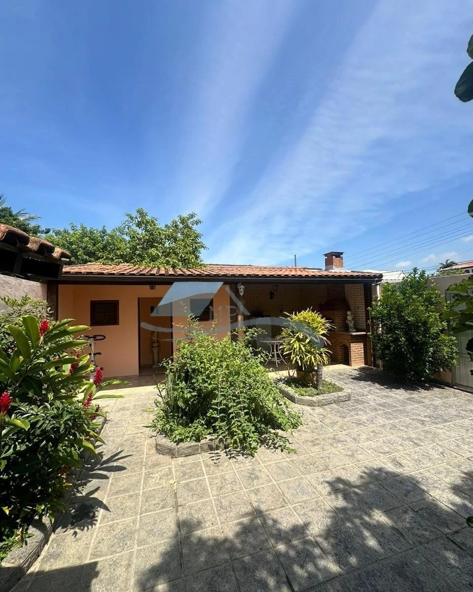 Furnished 167 m² house with a closed kitchen and gas stove — photo 27