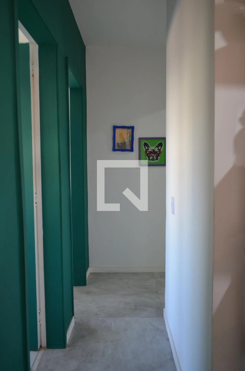 3-bedroom apartment in a building with a pool — photo 85