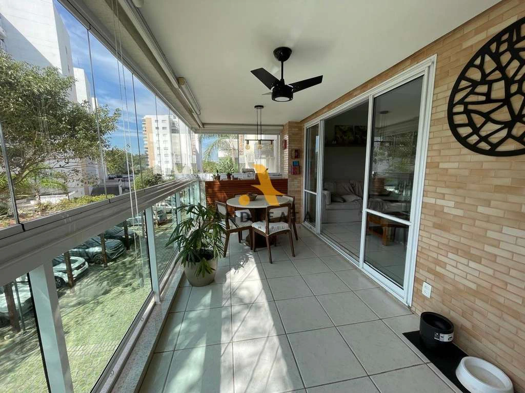 Furnished 3-bedroom apartment with a balcony grill — photo 4