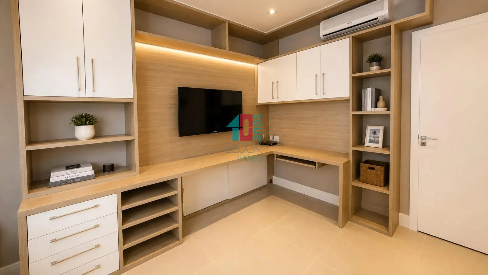 Casa triplex com 4 quartos e 3 suítes e cozinha fechada — photo 18