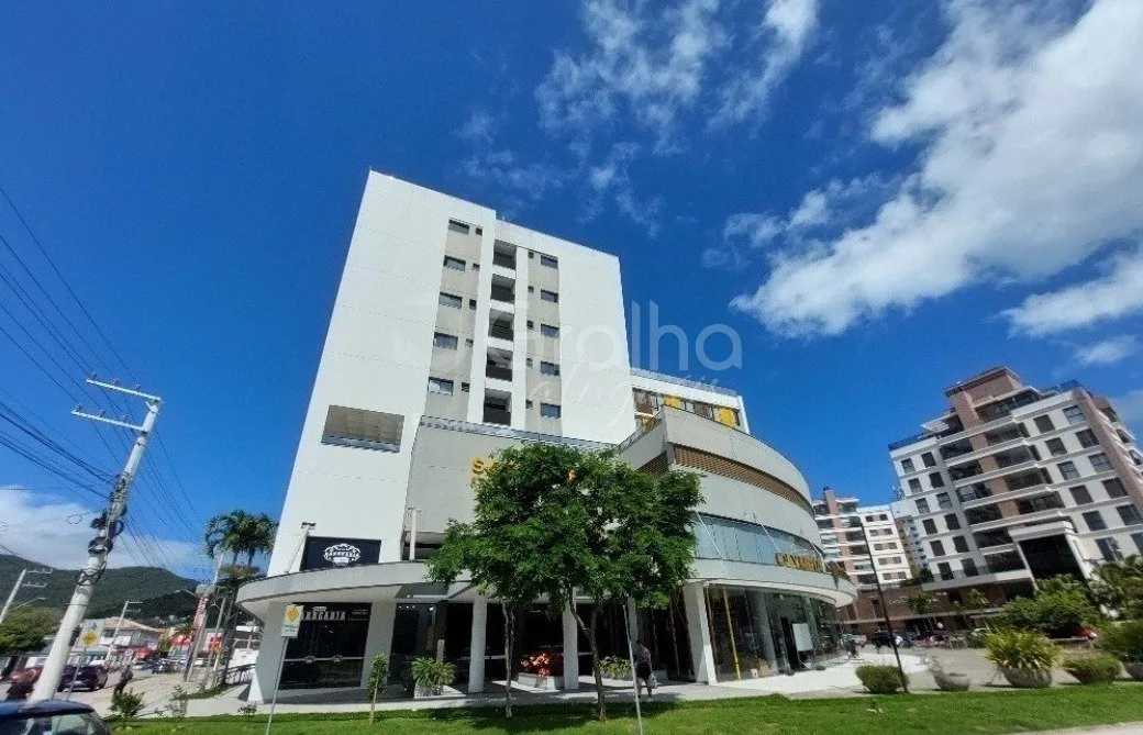 Меблированная студия с кухней открытой планировки, 73 м² — photo 33