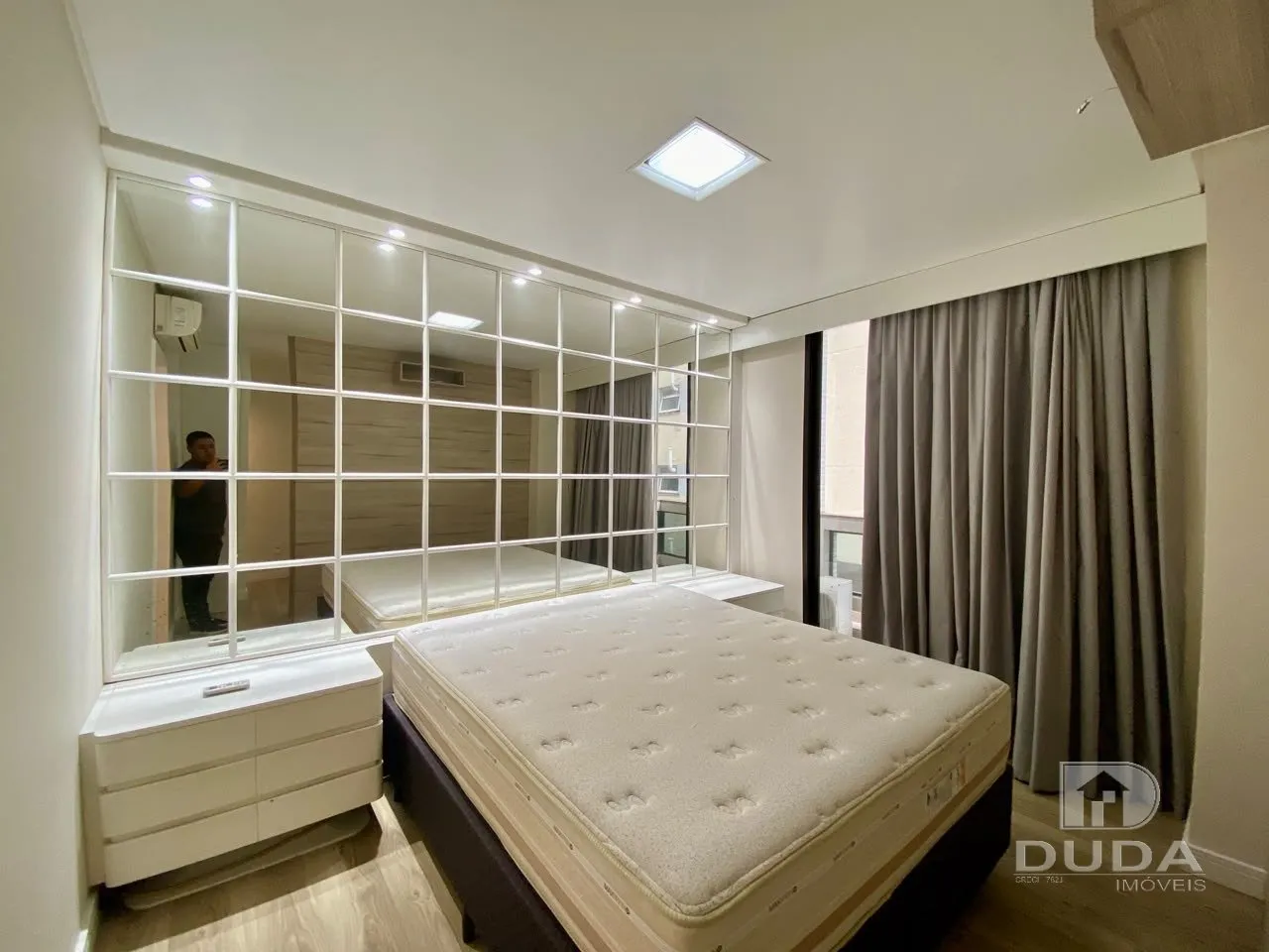 200 m² apartment with a bathtub and floor-to-ceiling windows — photo 14