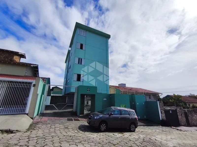 2-bedroom apartment with a balcony, 65 m²