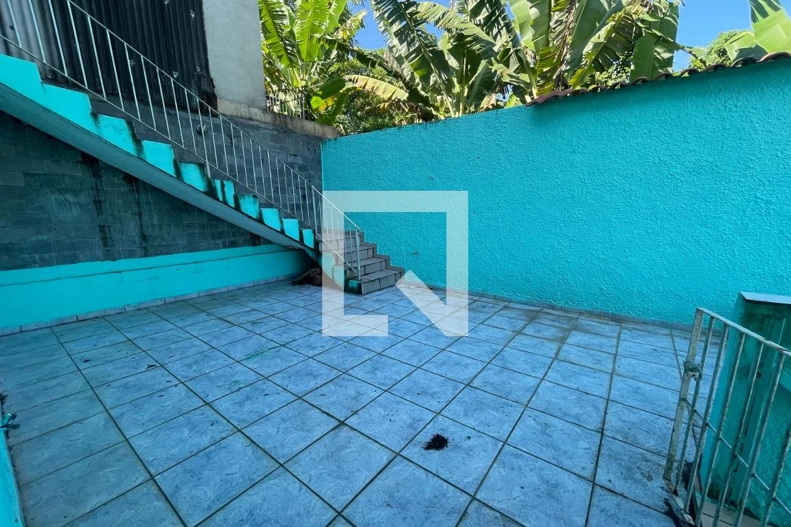Casa para alugar com 4 quartos, varanda e quintal — photo 28
