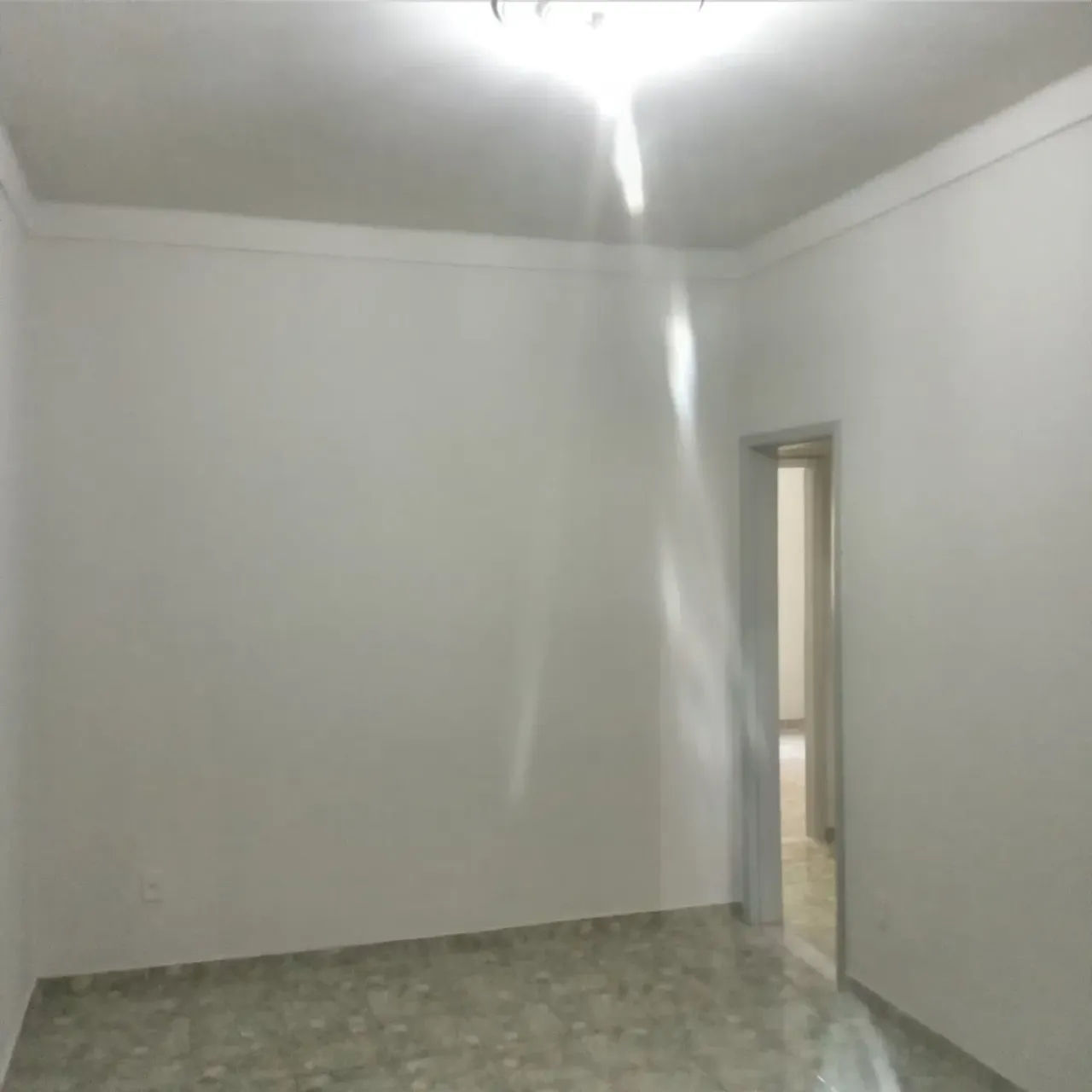 Apartamento com 2 quartos e chuveiro elétrico — photo 10