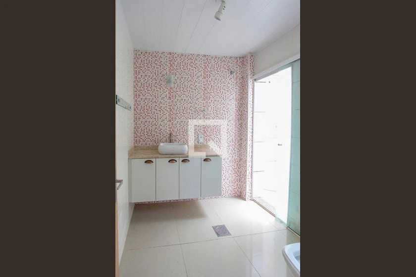 5-bedroom house with a private pool in Rio de Janeiro — photo 14