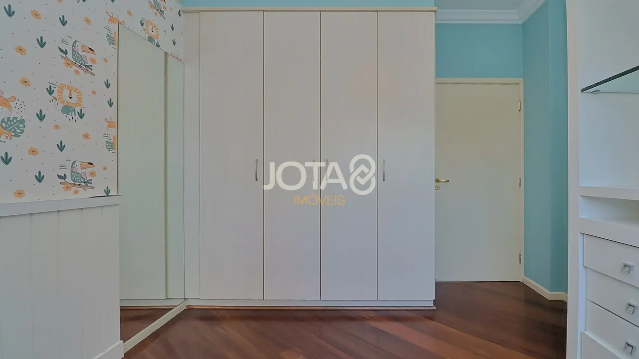 Apartamento de 3 dormitorios con balcón y 2 plazas, 109 m² — photo 18