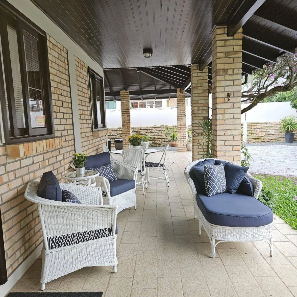Стиральная машина и 4 спальни: дом 280 м² — photo 2