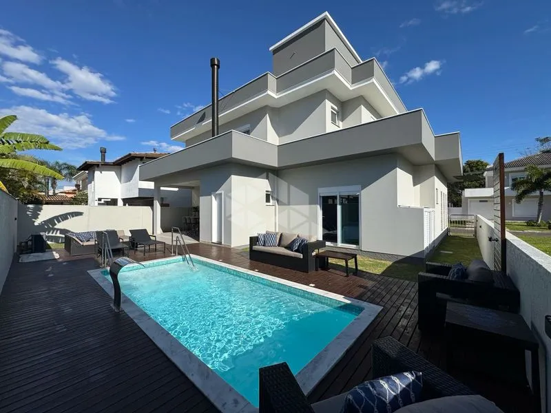 Furnished house with 4 en-suite bedrooms and private garden — photo 30