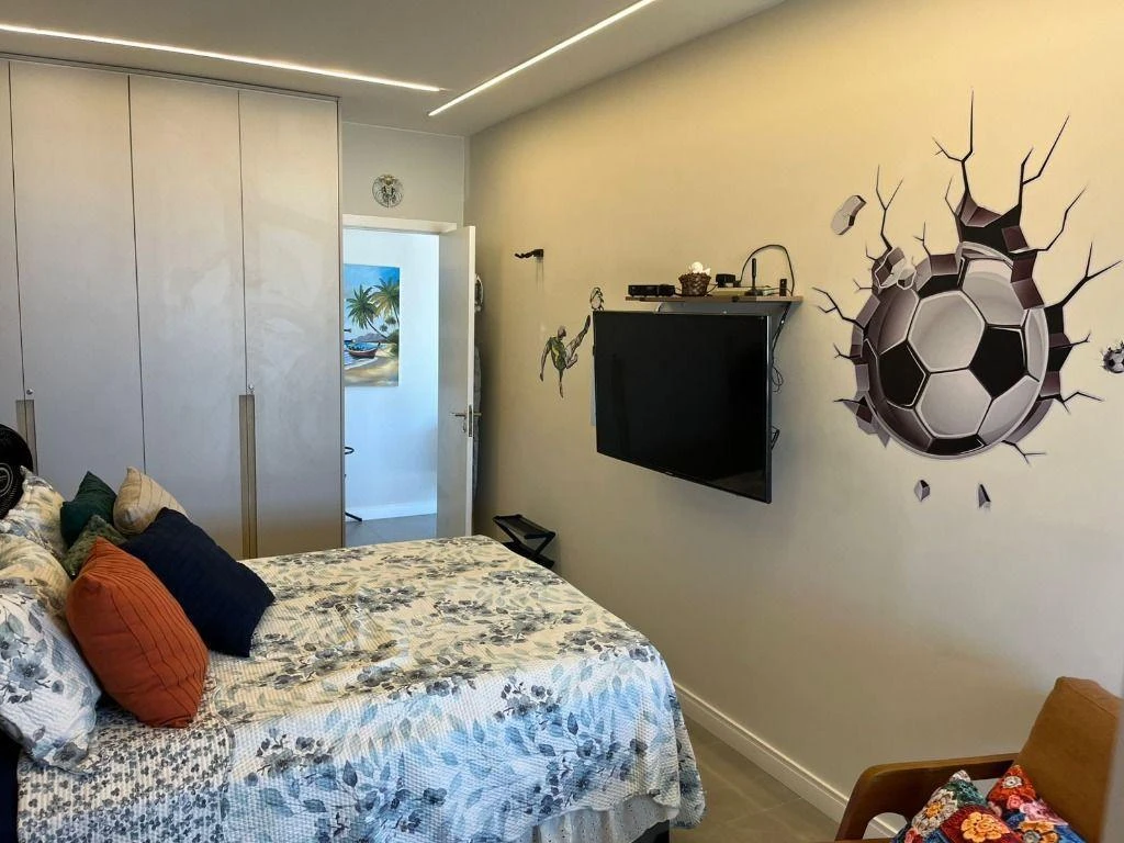 Furnished 66 m² apartment with 2 en-suite bedrooms — photo 13