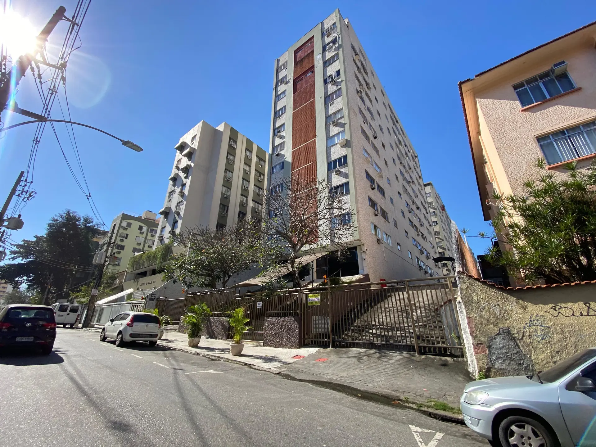 Furnished apartment with 3 bedrooms and 1 parking spot — photo 47