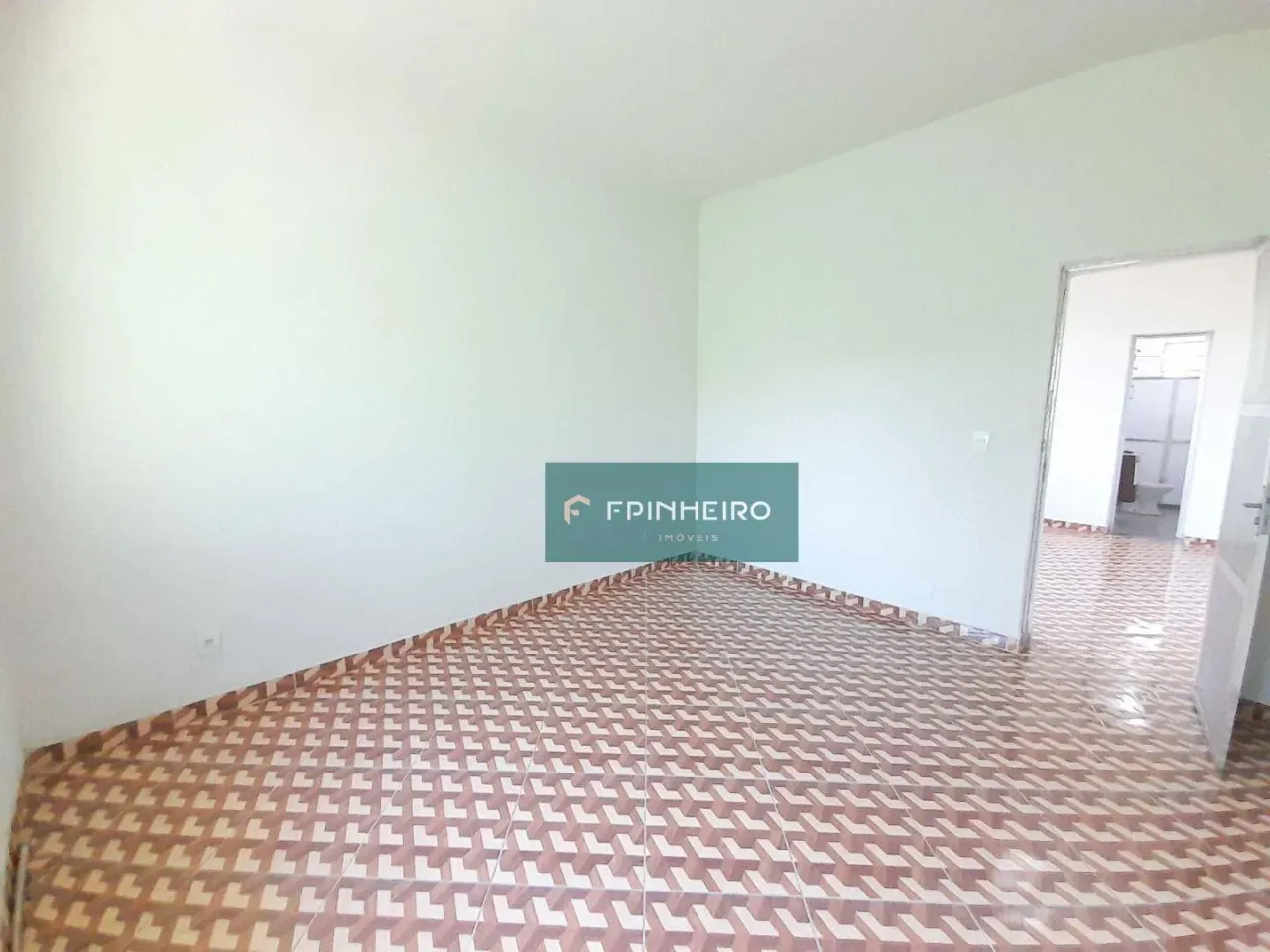 Casa com 2 dormitórios, 1 banheiro e varanda — photo 14
