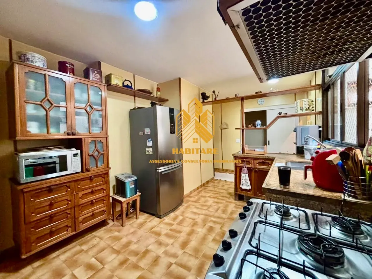 Furnished 3-bedroom apartment with 275 m² on the 4th floor — photo 2