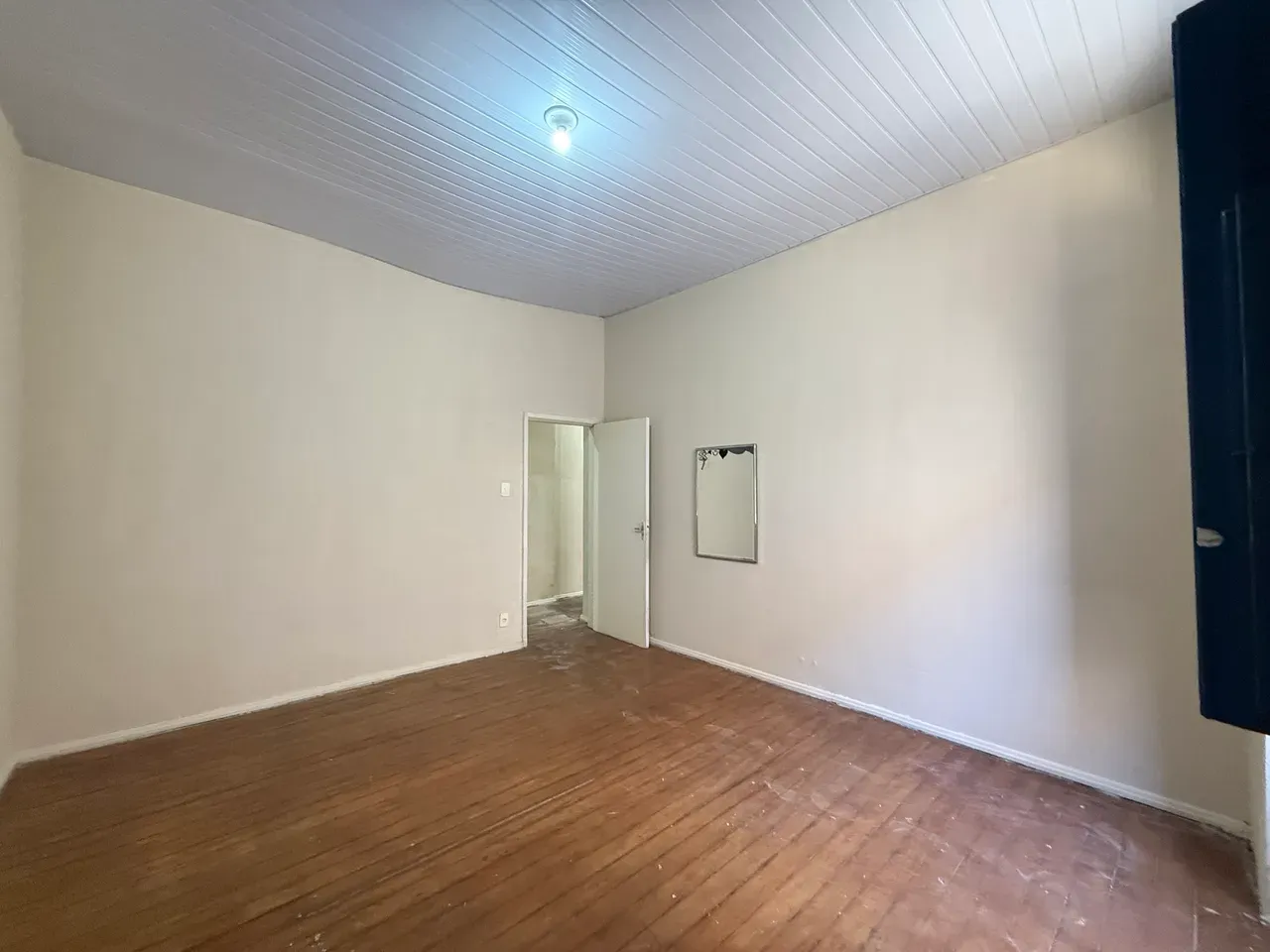 2-bedroom apartment with a walk-in closet — photo 14