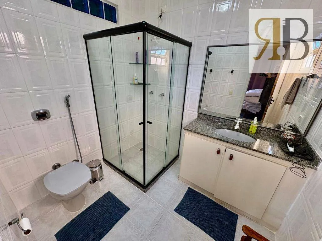Furnished house with 5 bedrooms and 532 m² — photo 29