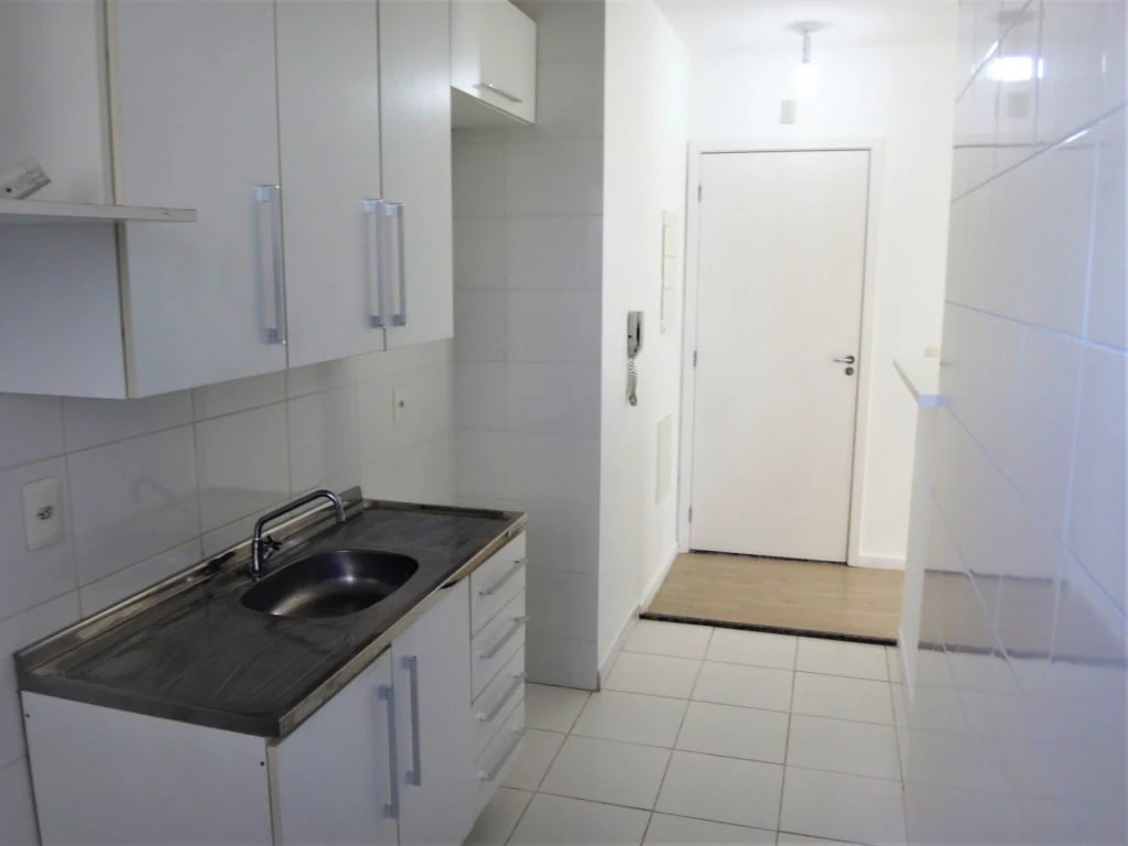 Apartment, 86 m², with wood or laminate floors — photo 18
