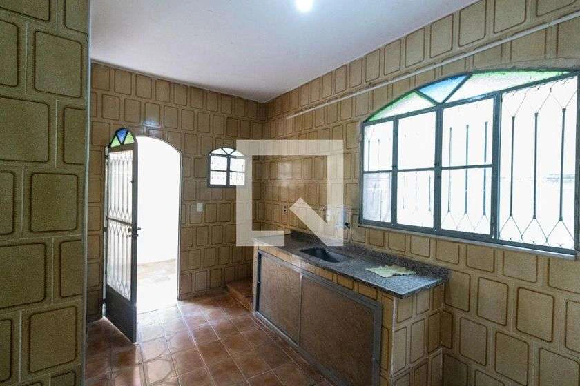 Rental house with 2 bedrooms and 60 m² — photo 2