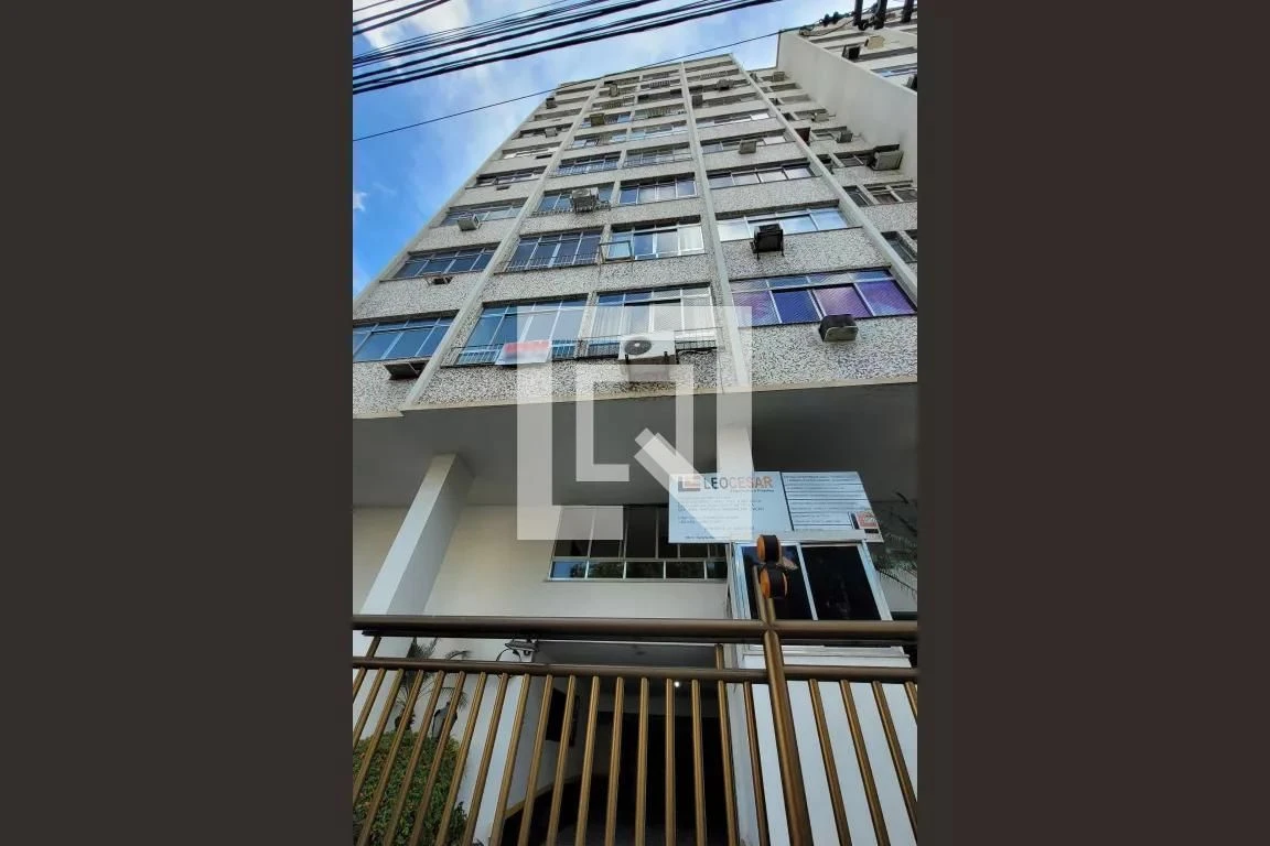 Apartamento de 2 quartos com varanda envidraçada — photo 48