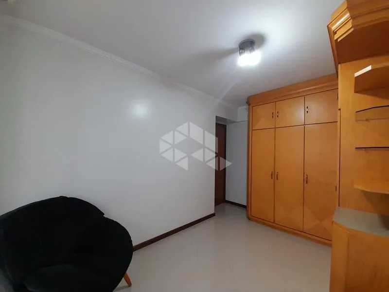 Furnished apartment, 120 m², with a home office — photo 10