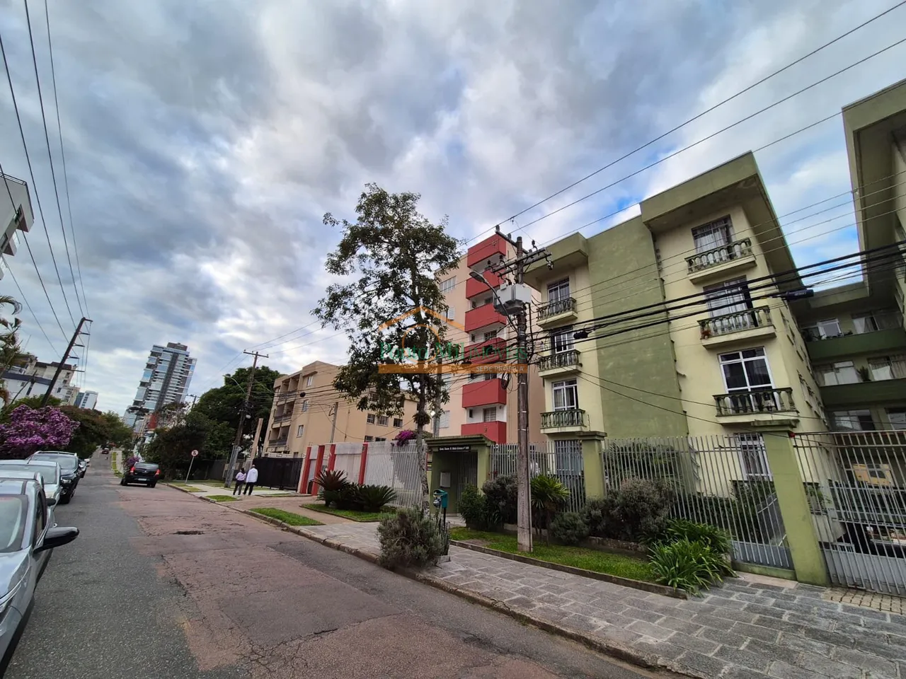 82 m² apartment with 2 bedrooms and a laundry area — photo 2