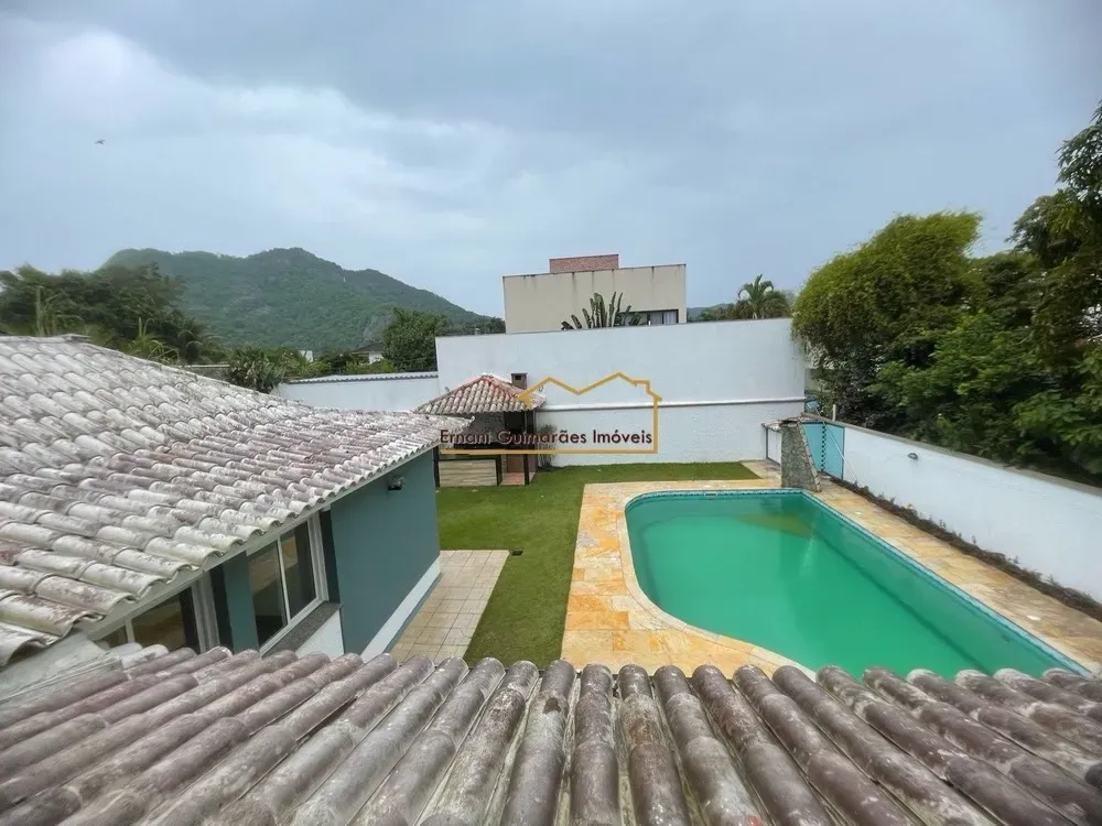 House, 350 m², with a mountain view — photo 5