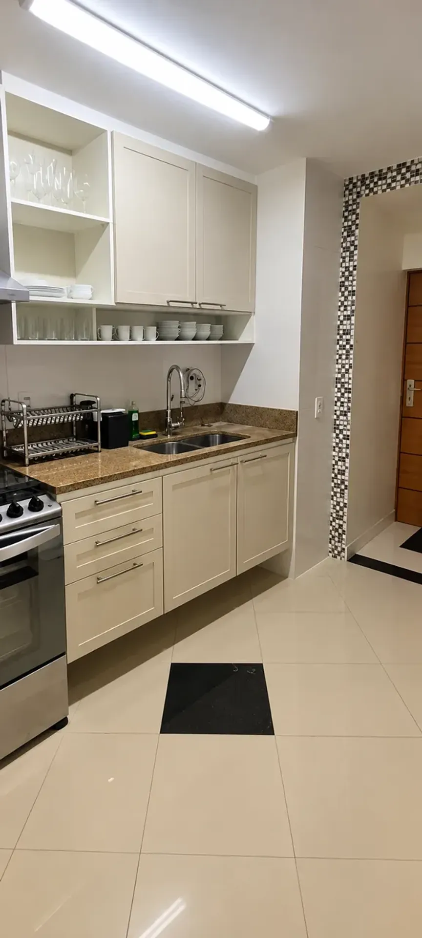 Furnished apartment, 120 m², with a home office — photo 2