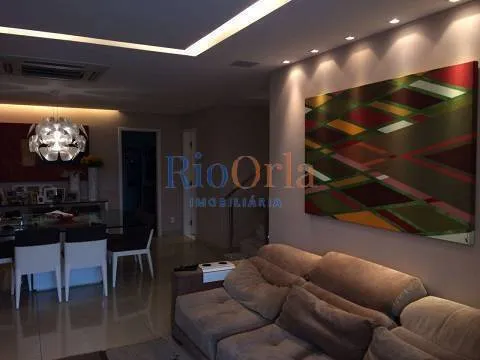 Furnished apartment with 4 bedrooms and enclosed balcony — photo 10