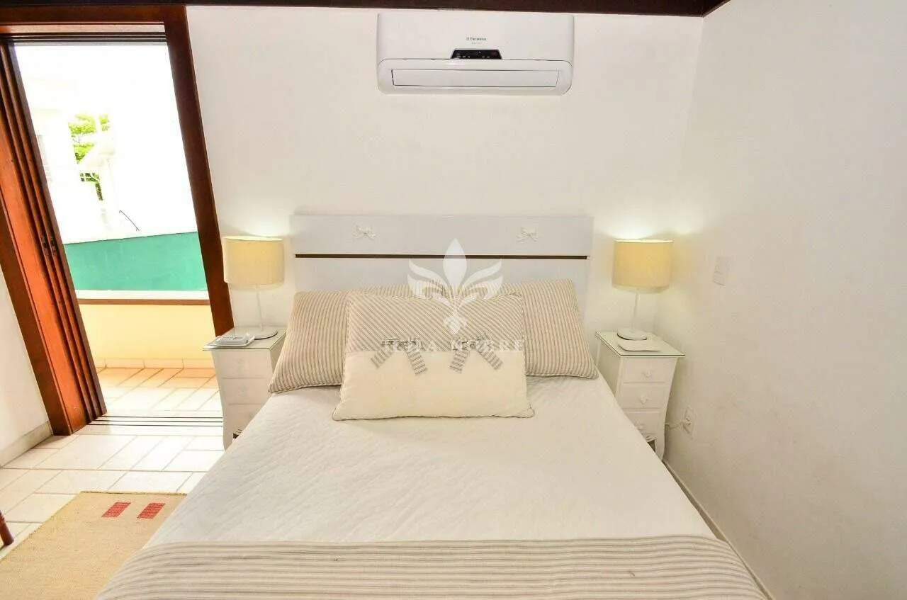 Casa mobiliada com 7 quartos e piscina ao ar livre — photo 55