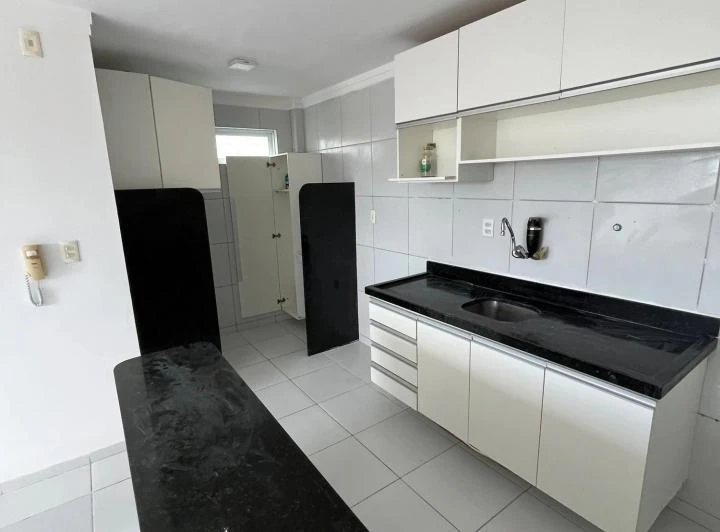 Unfurnished apartment with open-plan kitchen and 75 m² — photo 2