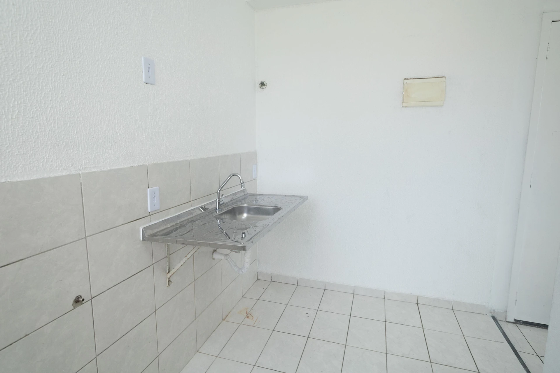 2-bedroom apartment with private garden and 1 parking spot — photo 10