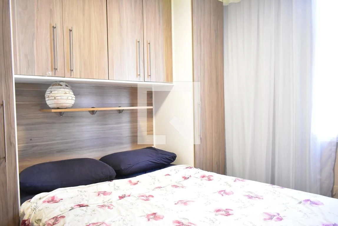 Furnished apartment with open-plan kitchen and 2 bedrooms — photo 6