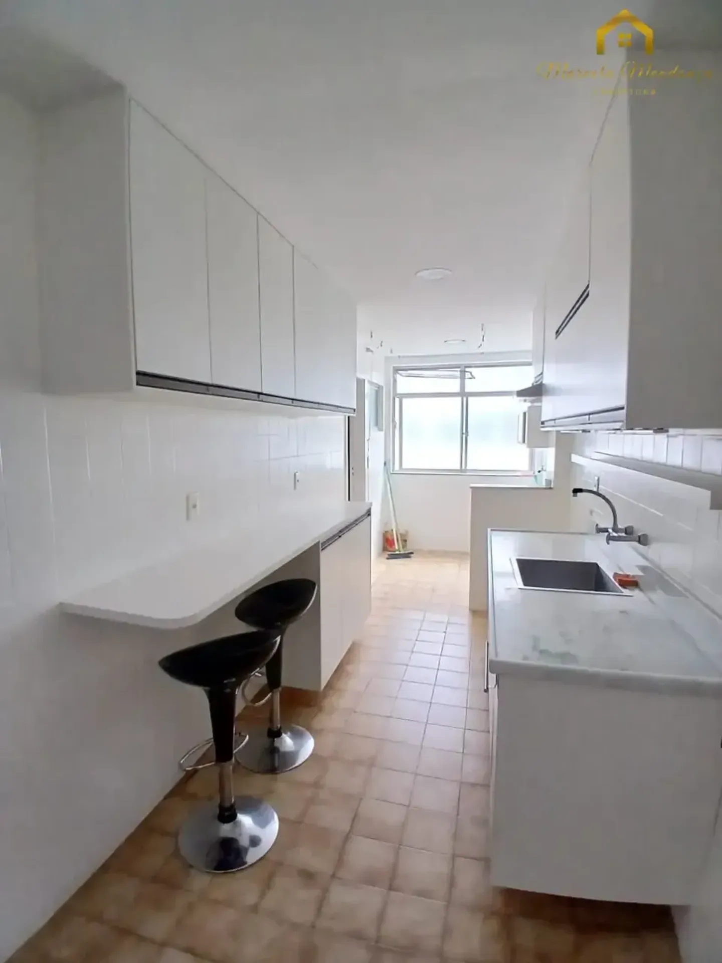 Apartment, 109 m², with a glass-enclosed balcony — photo 6