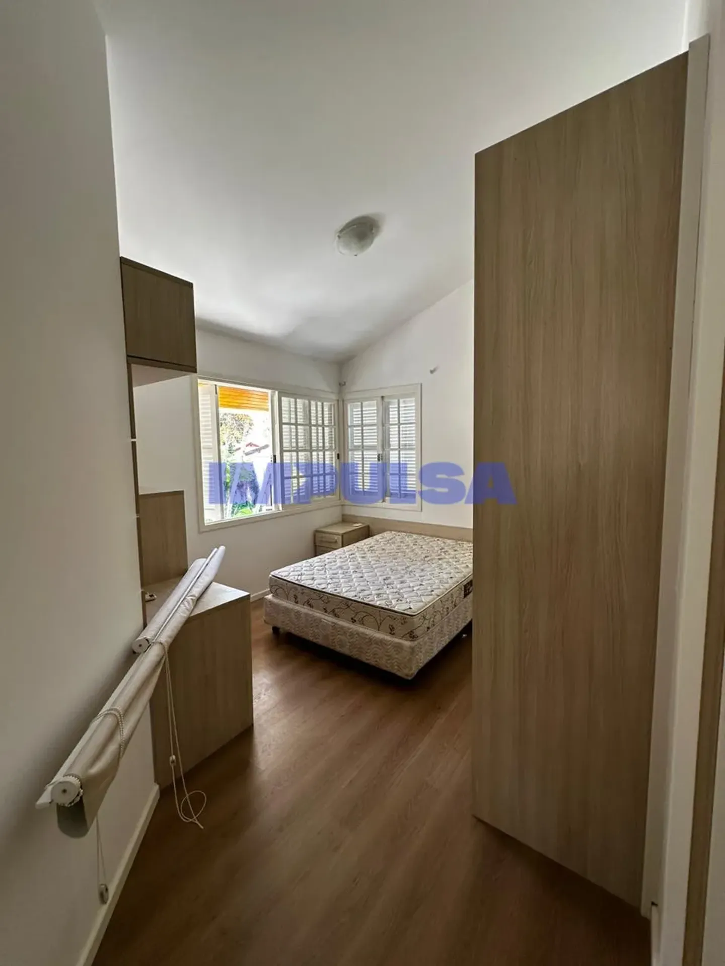 Ванна та 4 спальні: будинок 340 м² — photo 22