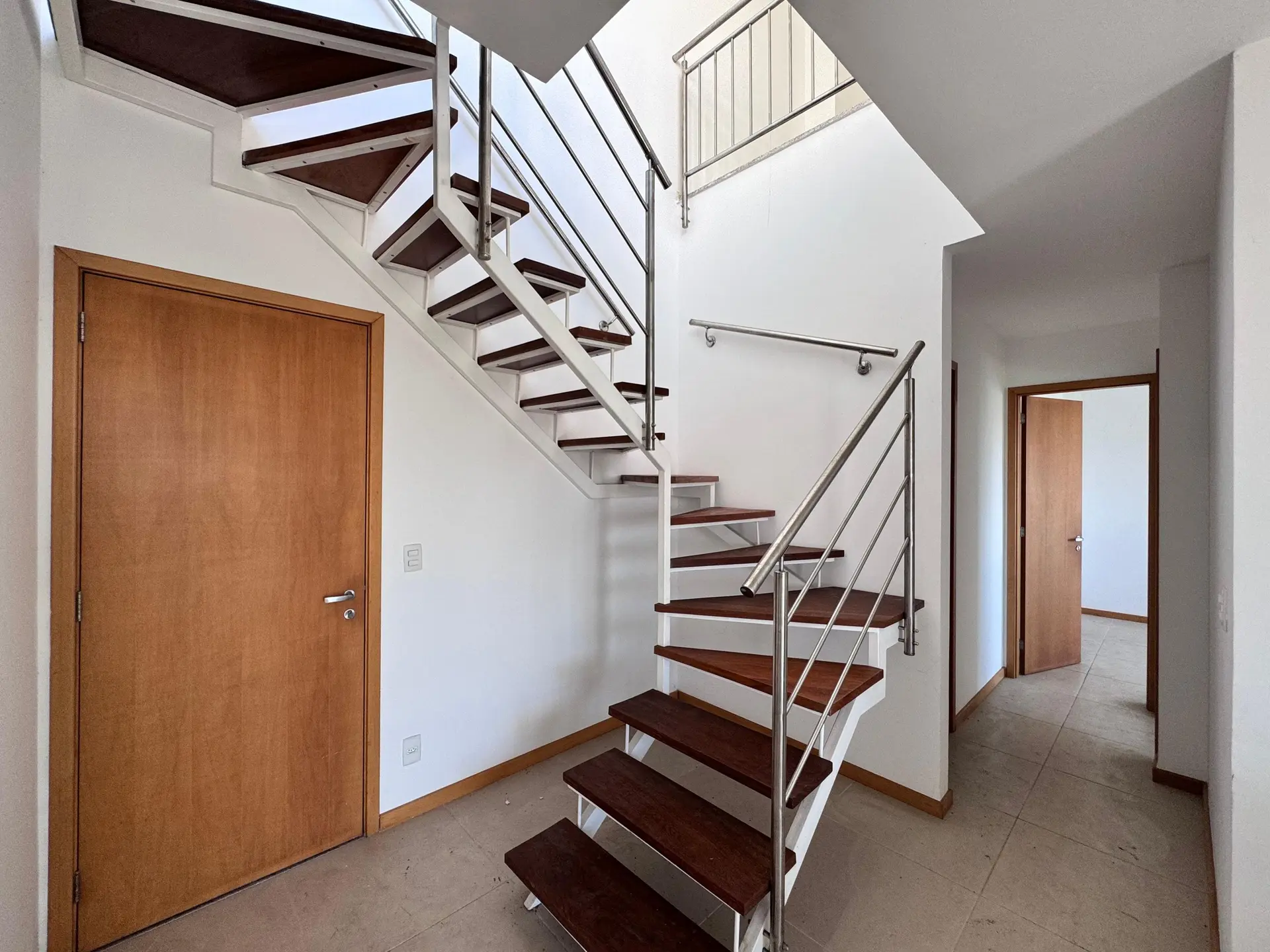 Apartamento para aluguel com 2 quartos, varanda e 2 vagas — photo 37